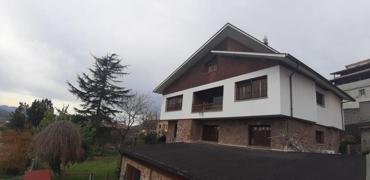 Albergue La Costana Oviédo Exterior foto